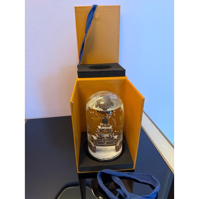 Eiffel Tower Snow Globe from Louis Vuitton, 2010s For Sale - Image 14 of 15