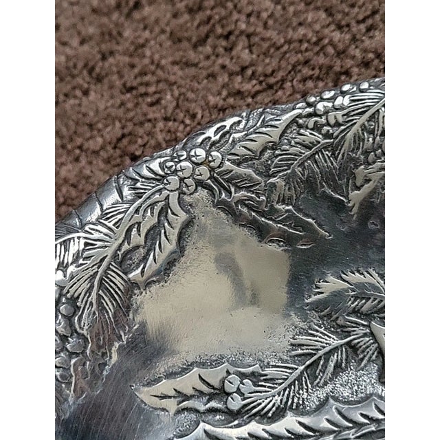 Early 20th Century Winter Berry Pinecone Arthur Court Serving Bowl For Sale - Image 5 of 8