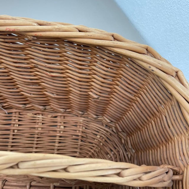 Large Mid-Century Bauhaus Rattan Magazine Holder, 1970s For Sale - Image 13 of 18