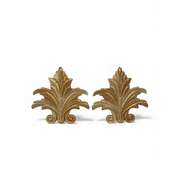 Set of 10 Vintage Hollywood Regency Gilt Acanthus Leaf Curtain Tiebacks – Neoclassical Decorative Hardware Drapery Holdbacks For Sale In Houston - Image 6 of 12