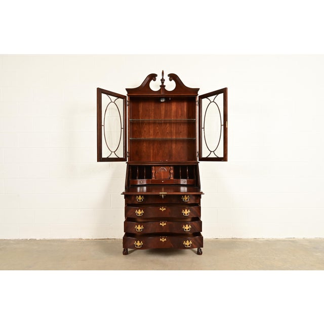 1980s Chippendale Flame Mahogany Drop Front Secretary Desk With Lighted Bookcase Hutch by Jasper Cabinet Co. For Sale - Image 5 of 18