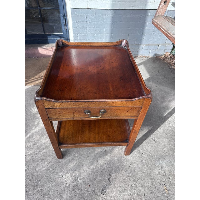 1970s Vintage English Mahogany End Table by Caledonian Inc For Sale - Image 12 of 18