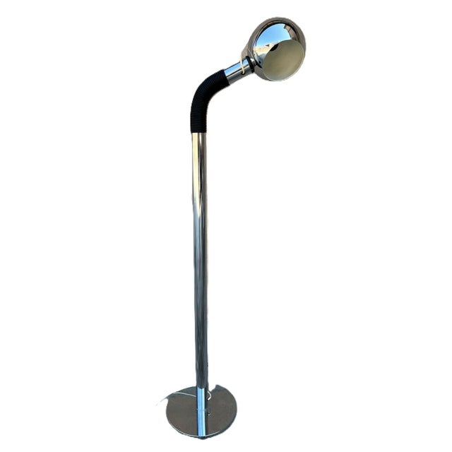 Vintage Apace age orbit floor lamp from the 1970s. Chrome metal and adjustable plastic part. Working, good overall...
