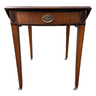Vintage Federal-Style Burled Wood Pembroke Drop Leaf Side Table For Sale