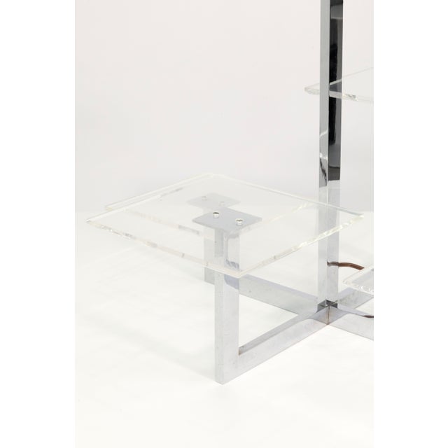 Mid-Century Modern Large Staggered Lucite Tray and Chrome Table Lamp For Sale - Image 3 of 7