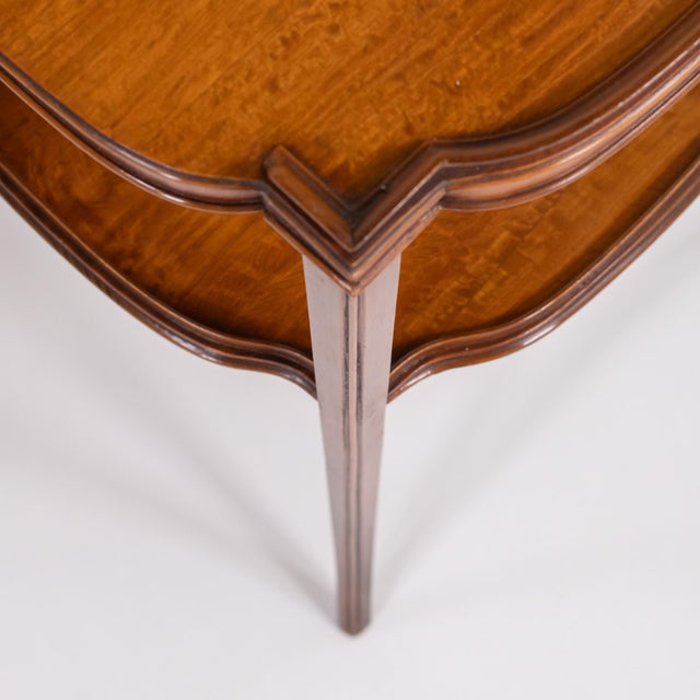 Pair of Mid-Century Italian Satinwood Veneered End Tables For Sale - Image 17 of 18