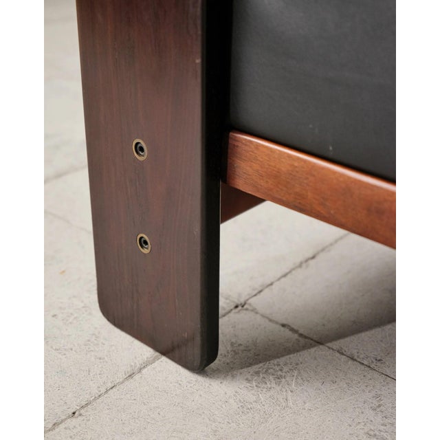 Bastiano Two-Seater Sofa in Mahogany and Black Leather by Afra and Tobia Scarpa for Gavina, Italy, 1960s For Sale - Image 14 of 18