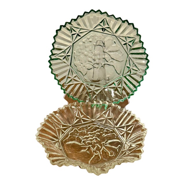 Mid 20th Century Attributed to Federal Glass Pioneer Bowls For Sale