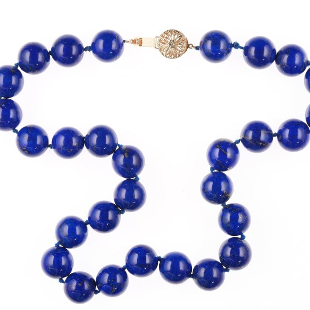 19" Vintage 14k clasp 14-15mm lapis lazuli beaded necklace For Sale - Image 4 of 6