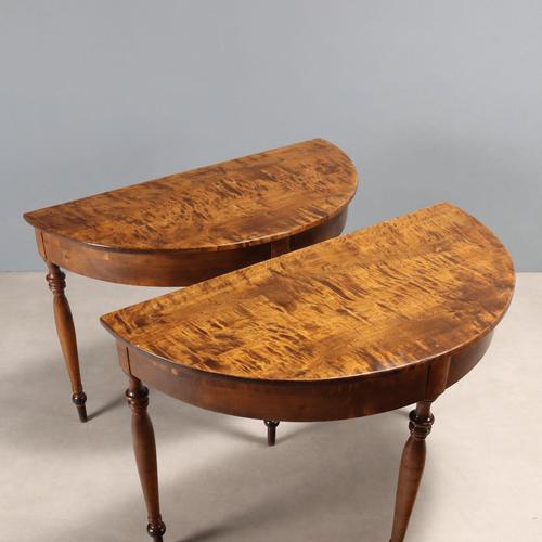Antique Walnut Demi Lune Consoles, Italy, 20th Century, Set of 2 For Sale - Image 6 of 10