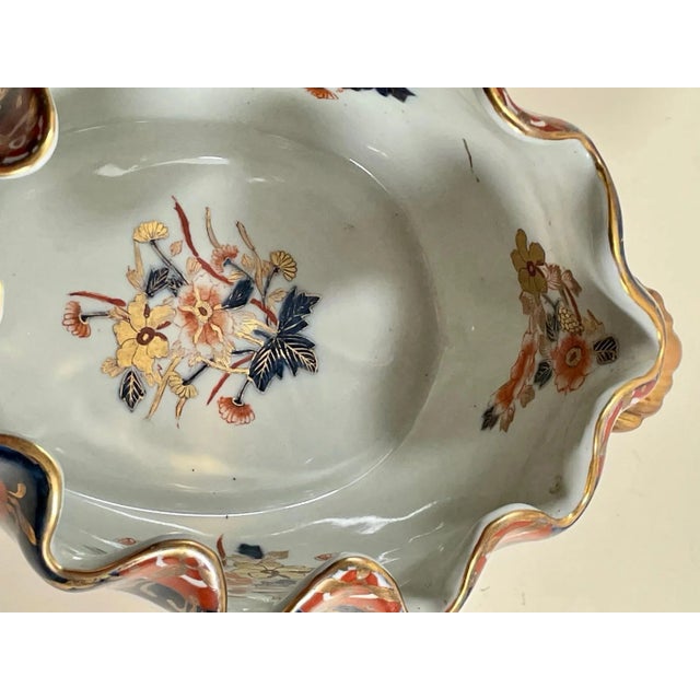Japanese 19th Century English Mason’s Ironstone Imari Style Deep Blue Bowl With Gilt Flower Decoration. For Sale - Image 3 of 13