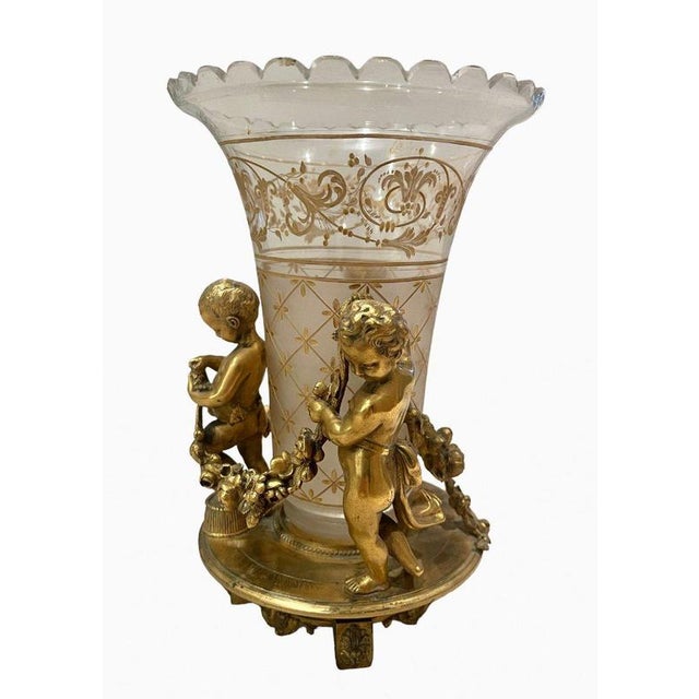 Crystal Cornet Vase with Putti from Maison Tahan For Sale - Image 6 of 13