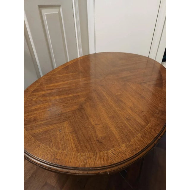 1950s 1950s Vintage Heritage / Heritage-Henredon Oval Parquet Coffee Table - Walnut Veneer, Stretcher Base For Sale - Image 5 of 7