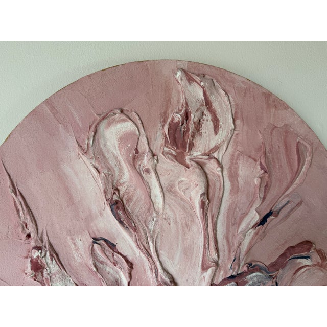 Pink 1980s Vintage Heavy Impasto Expressionist Abstract Mixed-Media Painting on Round Wood Panel For Sale - Image 8 of 12