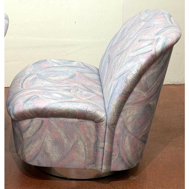 White Pair Vladimir Kagan for Directional Swivel Lounge Chairs on Stainless Steel Base For Sale - Image 8 of 10