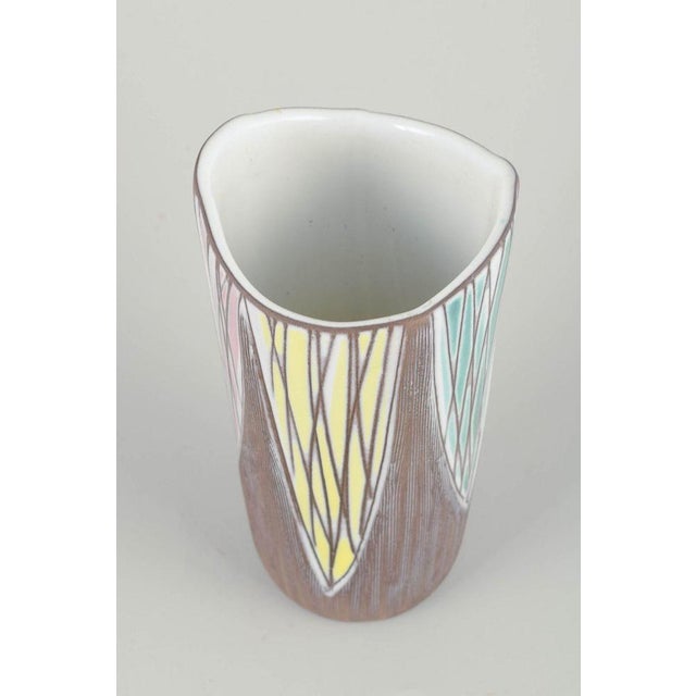 Upsala Ekeby, Mari Simmulson Vase, model 4415, 1950/60s. Decorative ceramic vase with a slightly asymmetric form and hand-...
