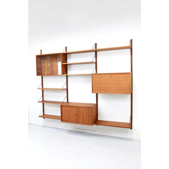 Royal System Shelving System in Teak from Poul Cadovius, 1960s, Set of 15 For Sale - Image 18 of 18