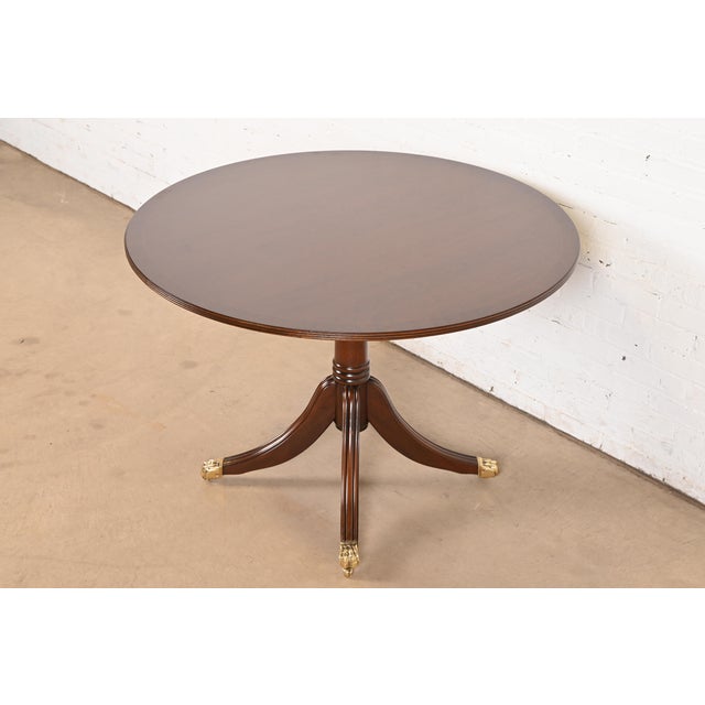 English Baker Furniture Style Georgian Banded Mahogany Pedestal Flip Top Dining or Breakfast Table, Newly Refinished For Sale - Image 3 of 12