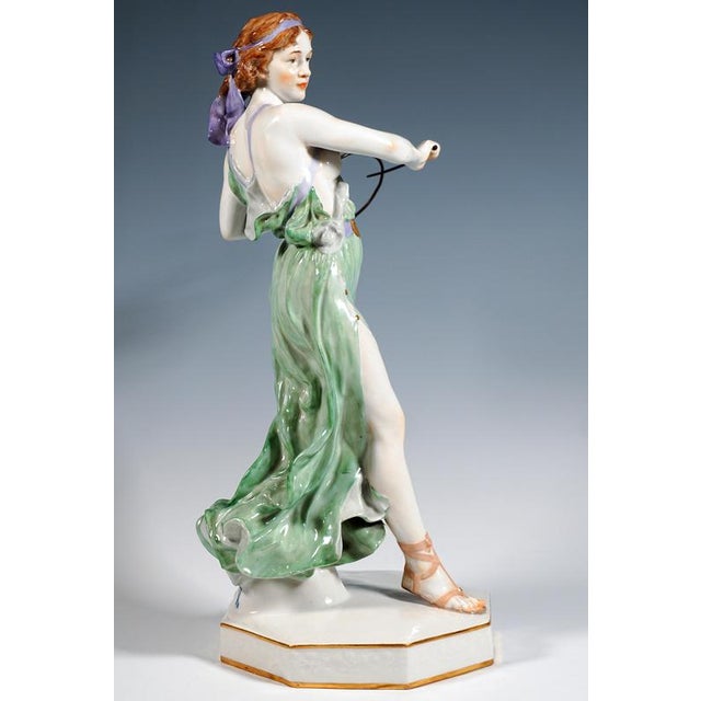 Large Art Nouveau Lady Ring Thrower Figurine attributed to R. Boeltzig for Meissen, 1924 For Sale - Image 3 of 12