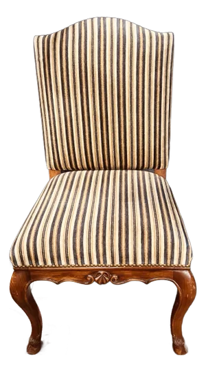 Mid 20th Century L. Rossi Louis XV-Style Carved Walnut Chair