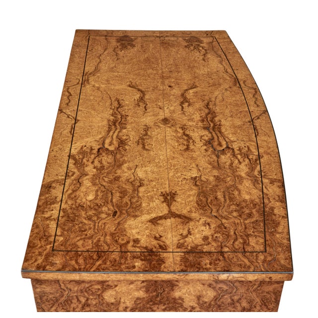 English Burr Walnut Bow Front Chest of Drawers circa 1870 with Bookmatch Veneer For Sale - Image 4 of 9