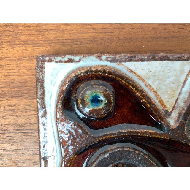 Maroon Mid-Century Danish Stoneware Bird Wall Plate by Noomi Backhausen for Søholm, 1960s For Sale - Image 8 of 18