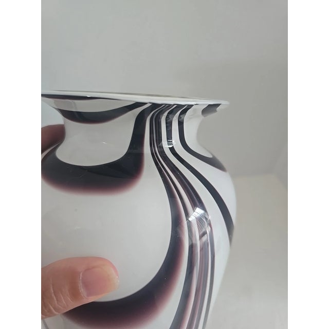 Vintage MCM Carlo Moretti Murano Style Purple, White Swirl Art Glass Vase For Sale - Image 6 of 7