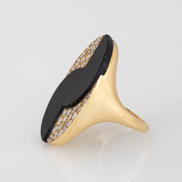 Modern 70s Vintage Onyx Diamond Large Cocktail Ring 18k Yellow Gold 7.25 Oval Jewelry For Sale - Image 3 of 6