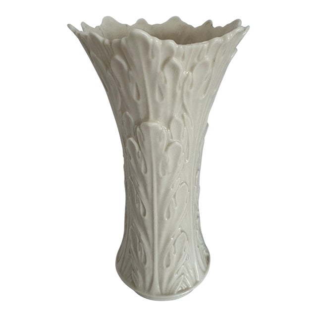 Vintage Lenox Ivory Porcelain Vase With Sculpted Foliate Relief, Usa Neoclassical Decor For Sale