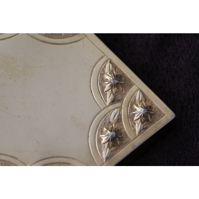 Gold Gold Compact Mirror Powder Box, 1950s For Sale - Image 8 of 18