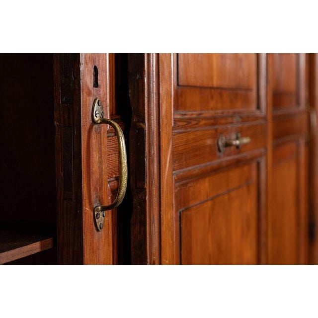 19th Century English Pine Housekeepers Cupboard, 1890 For Sale - Image 10 of 18