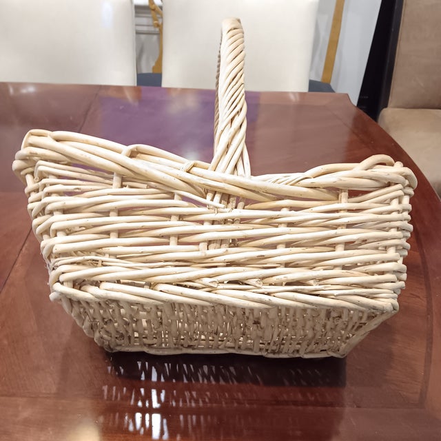 Mid 20th Century Vintage Large French Natural Hand Woven Wicker Basket For Sale In Chicago - Image 6 of 18