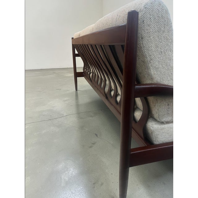 Sculptural Danish Sofa in the style of Arne Vodder & Grete Jalk, Denmark, 1960s For Sale - Image 14 of 15