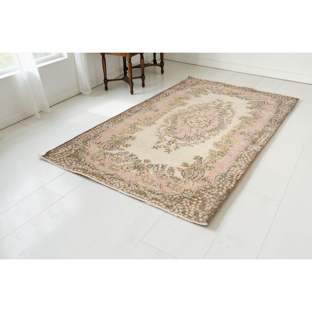 Turkish Faded Ivory Vintage Turkish Rug For Sale - Image 3 of 10