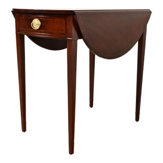 Baker Furniture Georgian Flame Mahogany Drop Leaf Pembroke Side Table, Newly Refinished For Sale