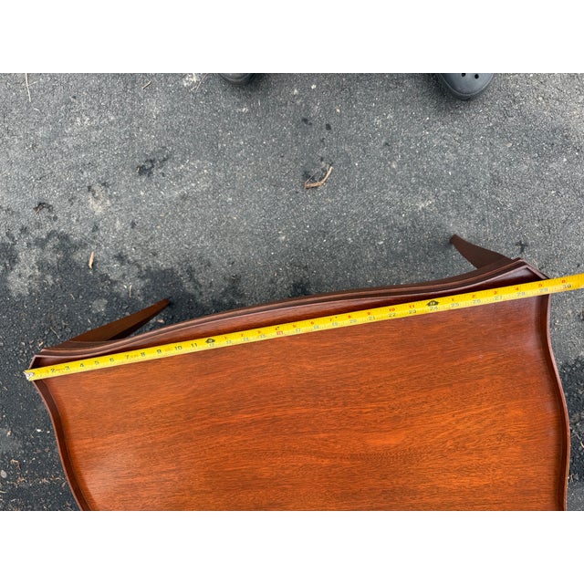 Wood Early 20th Century Federal-Style Inlaid Mahogany Coffee Table For Sale - Image 7 of 16