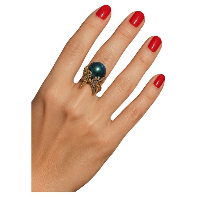 Bochic “Orient” Vintage South Sea Pearl & Fancy Blue Sapphires Ring Set 18K Gold For Sale - Image 4 of 11