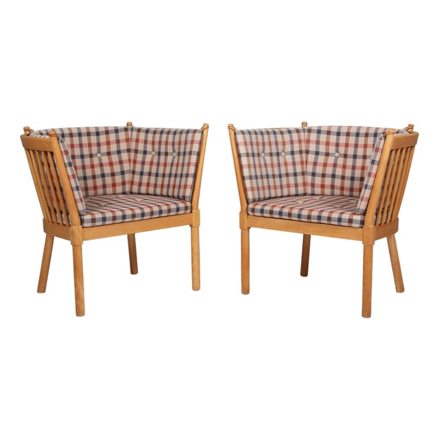 Tremmestole / Horseshoe Lounge Chairs in Beech attributed to Børge Mogensen for Fredericia, 1960s, Set of 2 For Sale
