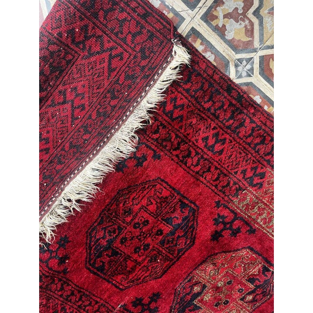Red Oriental Bukhara Rug in Wool and Cotton For Sale - Image 8 of 9