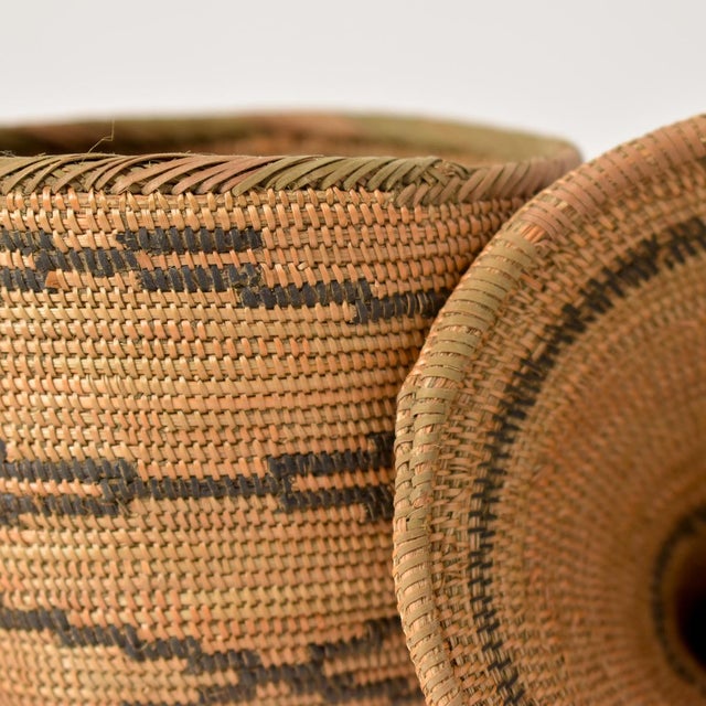 Early 20th Century Early 20th Century Tutsi Storage Basket With Lid For Sale - Image 5 of 7