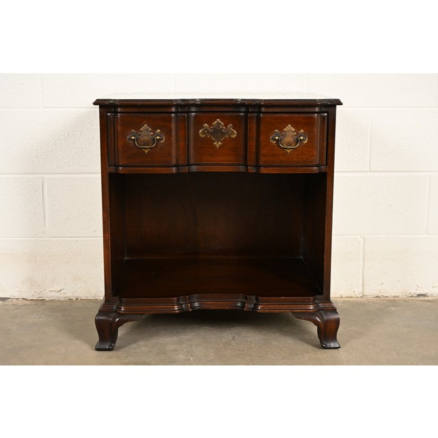 Kindel Furniture Georgian Solid Mahogany Block Front Nightstand For Sale - Image 18 of 18