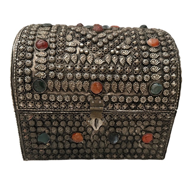 Vintage Moroccan Semi-Presious Gemstone & Silver Inlaid Jewelry/Trinket Box For Sale