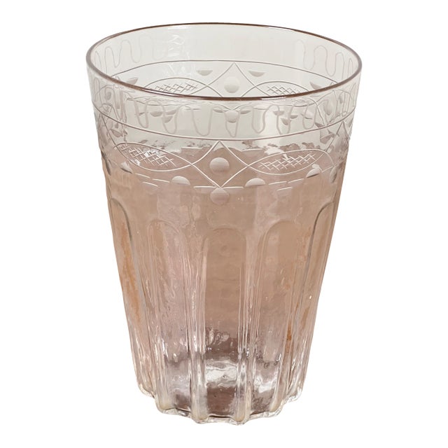 Attributed Boston & Sandwich Wheel Engraved Mold-Blown Glass Table Vase, Circa 1845–1860 For Sale