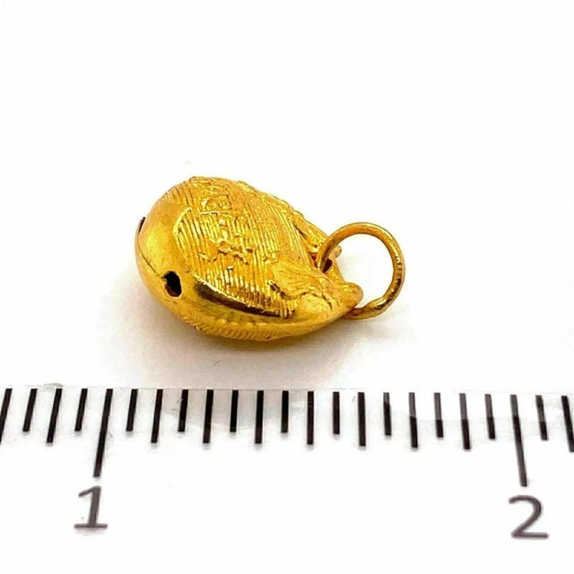 Textured Design 24k Gold Purse Charm Pendant For Sale In Miami - Image 6 of 12