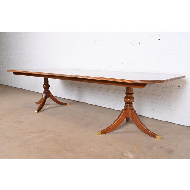 Ethan Allen Banded Flame Mahogany Double Pedestal Extension