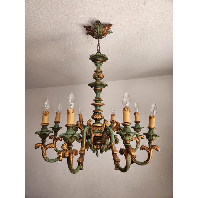 Vintage Louis XV Silvered Gold-Plated Leaf Carved Wood Eight Light Chandelier with Floral Motifs, Italy, 1920s, Set of 2 For Sale - Image 13 of 18