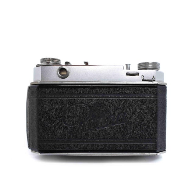 Mid-Century German Engineering Vintage Kodak Retina II Folding Rangefinder Camera For Sale - Image 11 of 13