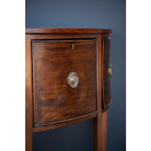 Brown English Demilune Sideboard of Inlaid Mahogany From the Regency Period For Sale - Image 8 of 11