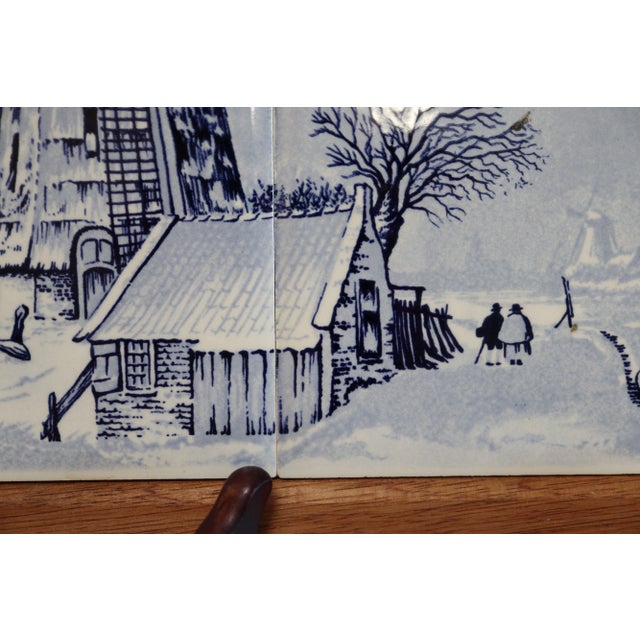 Hand Painted Vintage 1960s Delft Blue and White Tile Cheese Board For Sale - Image 10 of 12