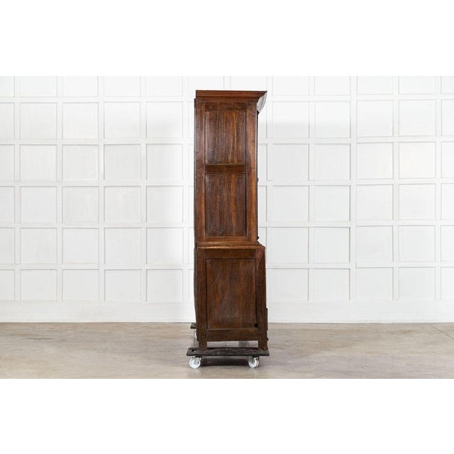 Wood Large 18th Century English Oak Livery Cupboard, 1770s For Sale - Image 7 of 18